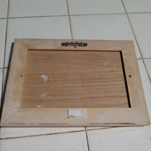 Woman with vase print - Picture 6 of 8